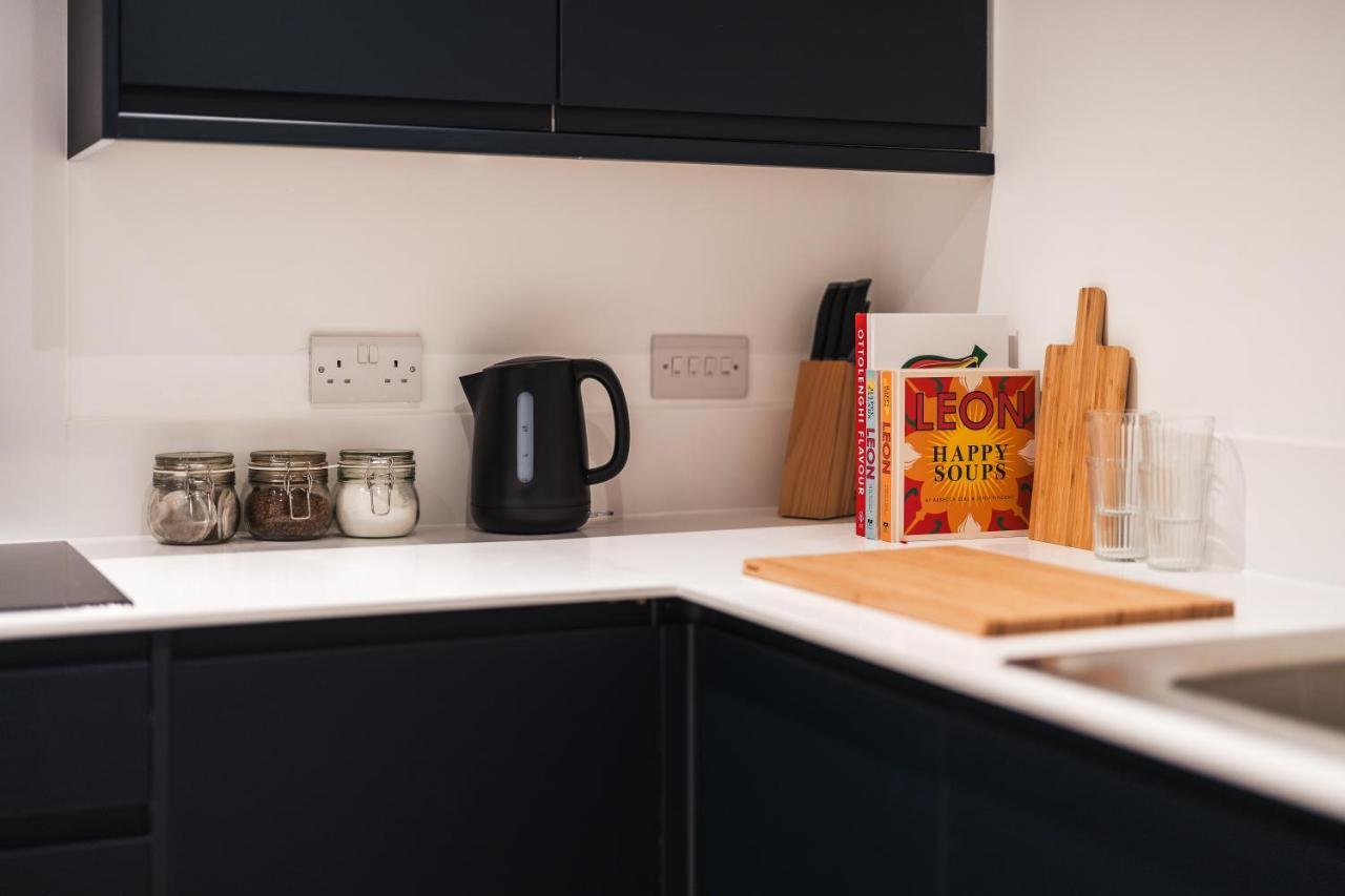 Wych Cottage, Striking 2 Bed, Parking, Ground Floor Flat - Step Free ซัมเมอร์ตัน ภายนอก รูปภาพ
