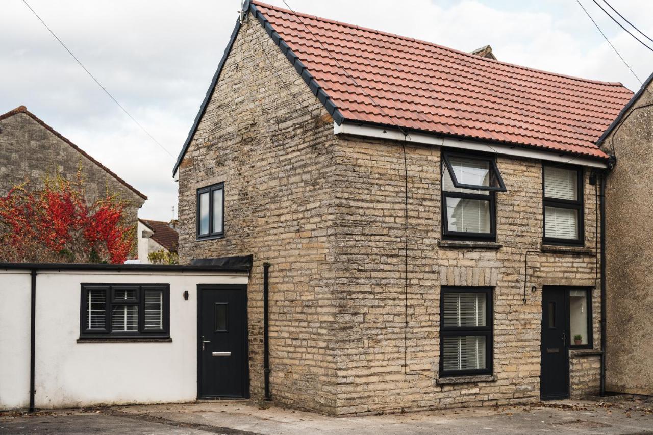 Wych Cottage, Striking 2 Bed, Parking, Ground Floor Flat - Step Free ซัมเมอร์ตัน ภายนอก รูปภาพ