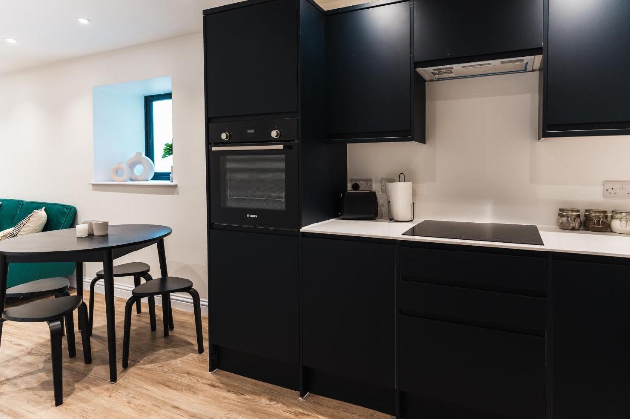 Wych Cottage, Striking 2 Bed, Parking, Ground Floor Flat - Step Free ซัมเมอร์ตัน ภายนอก รูปภาพ